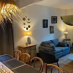 A L'ombre D'armandii *