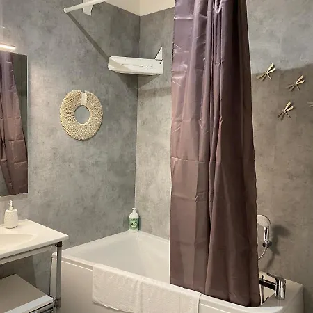 A L'ombre D'armandii Vakantiehuis *