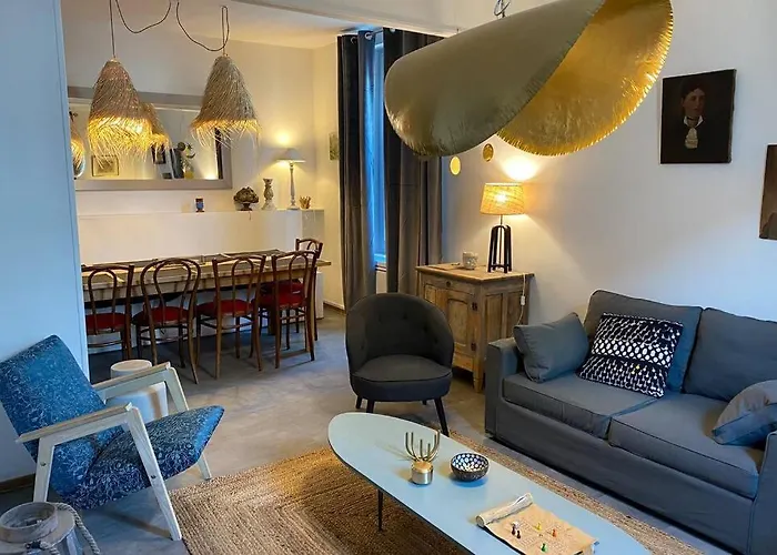 A L'ombre D'armandii * Chalons-en-Champagne