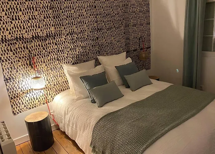 A L'ombre D'armandii * Chalons-en-Champagne