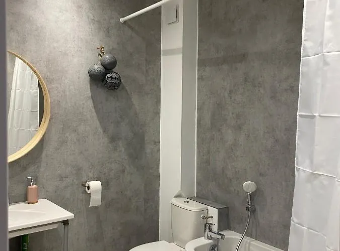 A L'ombre D'armandii Holiday home Chalons-en-Champagne